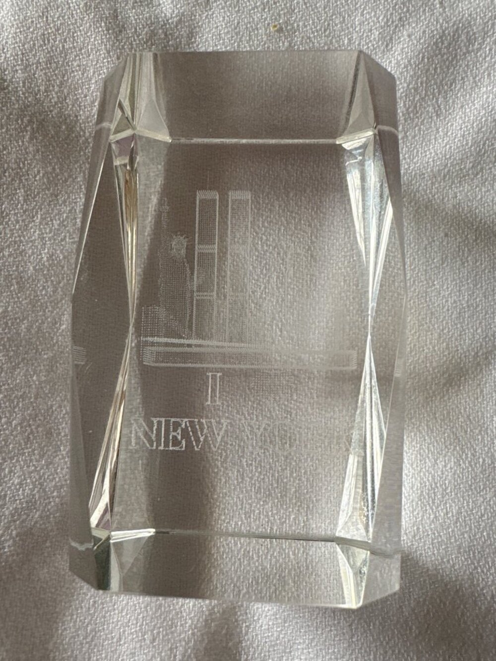 Vintage Y2k (pre 911) I Love New York 3D Crystal Keepsake With Skyline Design